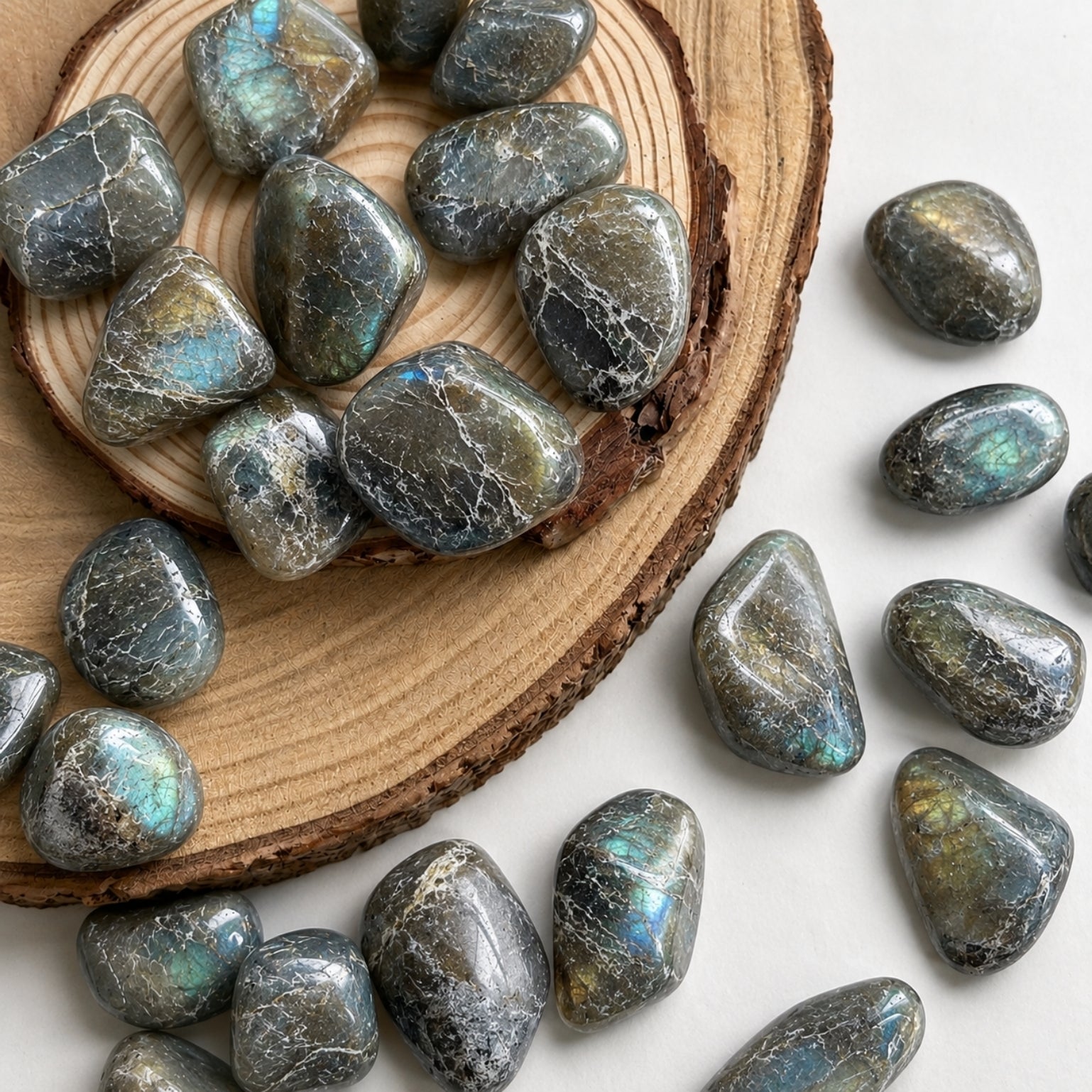 Tumbled Crystal - Labradorite