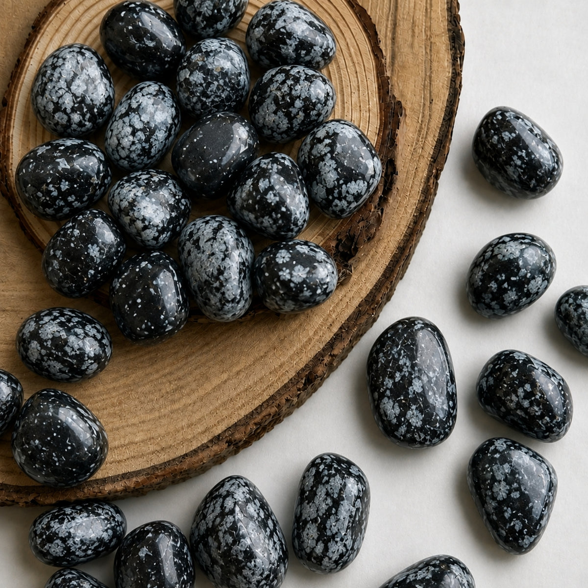 Tumbled Crystal - Snowflake Obsidian