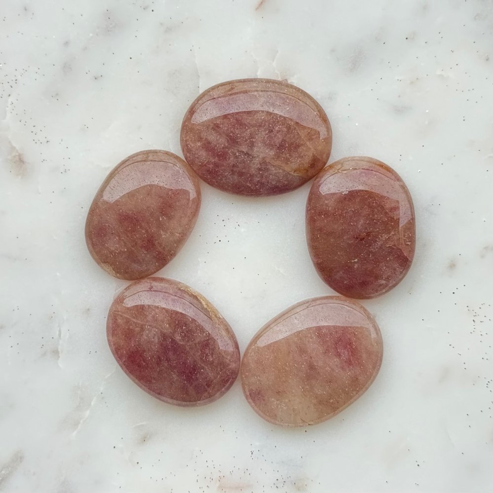 Palmstone - Strawberry Quartz - HappyRuH