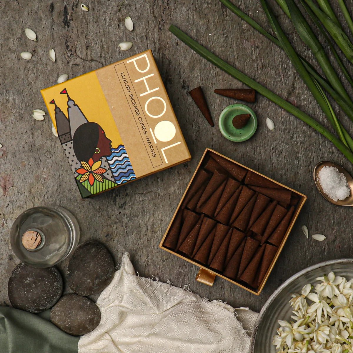 PHOOL NATURAL INCENSE CONES - NARGIS - HappyRuH